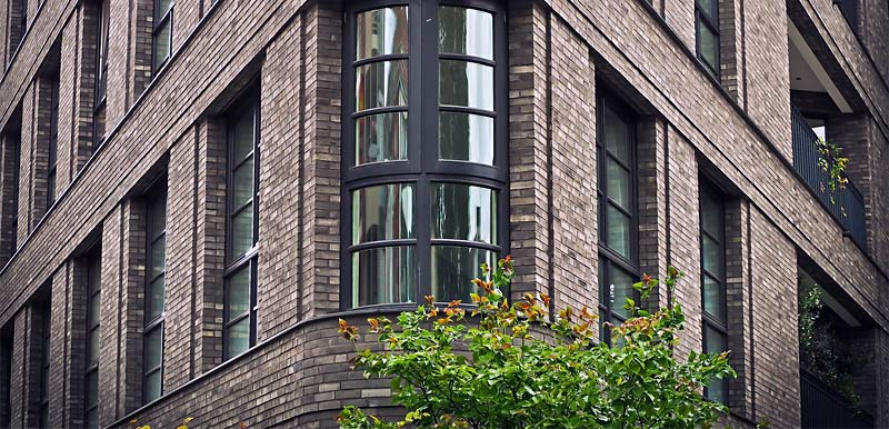 Großer Wohnblock kompetent gepflegt Hausmeisterservice Hamburg Fuhlsbüttel